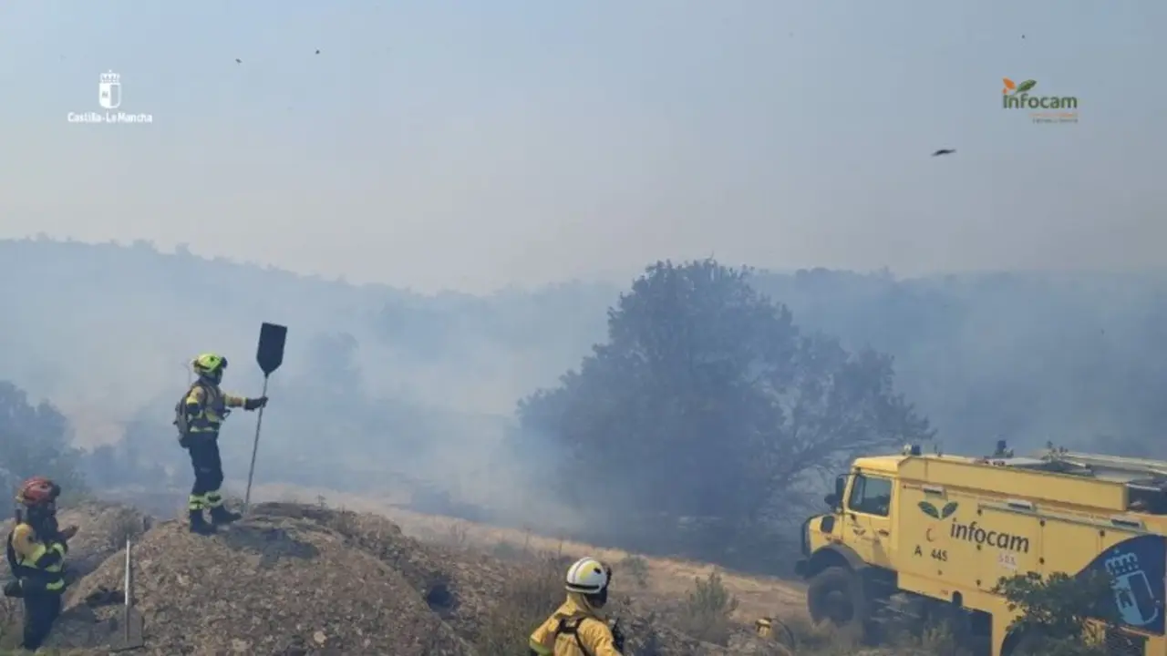 Incendio en Guadalajara - Foto del Servicio de Prevenci&oacute;n y Extinci&oacute;n de Incendios Forestales  de Castilla La Mancha (INFOCAM)