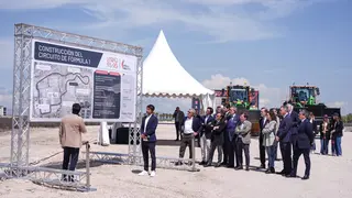 Almeida, en diferentes momentos de la presentaci&oacute;n de este viernes de MADRING, el circuito que acoger&aacute; el GP de Espa&ntilde;a de F&oacute;rmula 1