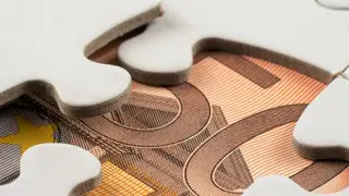 Econom&iacute;a - wirestock