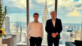 El consejero L&oacute;pez-Valverde, reunido con representantes de MGX - Foto Comunidad de Madrid