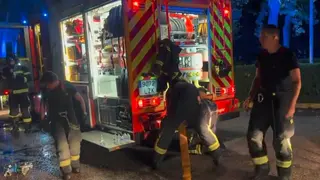 Los bomberos tras su intervenci&oacute;n - Foto Emergencias Madrid