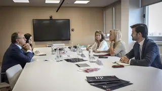 La Comunidad de Madrid y Airbus refuerzan la colaboraci&oacute;n mutua