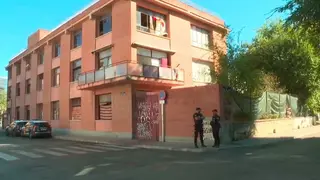 Edificio okupado en el barrio del Aeropuerto