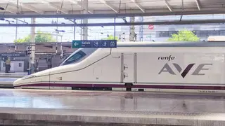 And&eacute;n AVE - Foto de Renfe