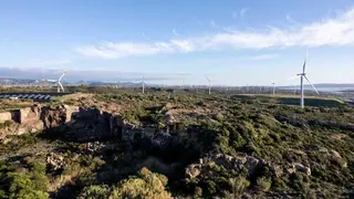 Italia: vista panor&aacute;mica del parque e&oacute;lico de Portoscuso - Foto de Enel