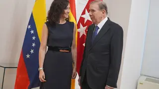 Isabel D&iacute;az Ayuso y Edmundo Gonz&aacute;lez Urrutia - Foto Comunidad de Madrid