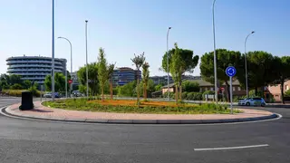 Una nueva glorieta en la calle Tulip&aacute;n abre el segundo acceso hist&oacute;rico al Hospital Rey Juan Carlos de M&oacute;stoles - Foto del Ayuntamiento de M&oacute;stoles