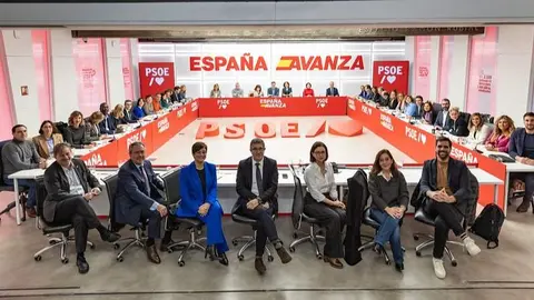 Reunión de la dirección socialista del 27 de noviembre - Foto de Eugenia Morago