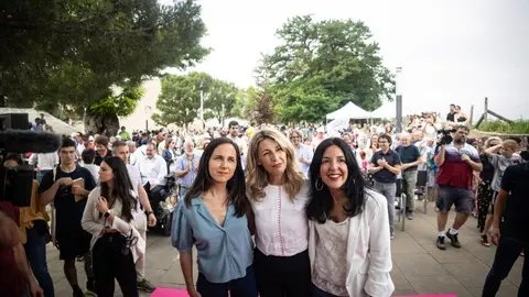 Yolanda Díaz y Ione Belarra juntas en Pamplona en la campaña de las elecciones generales - Foto de Sumar