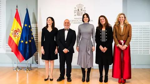 La ministra de Ciencia, Innovación y Universidades, Diana Morant, junto a los altos cargos del Ministerio - Foro del Ministerio de Ciencia, Innovación y Universidades