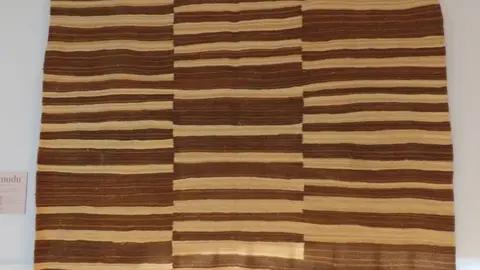 En la Real Fábrica de Tapices exposición Paisajes Tejidos de Atelier Talasin (16)