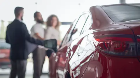 La antigüedad de los coches sigue al alza en España - Servimedia