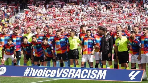 #1voiceVSRACISM - Servimedia