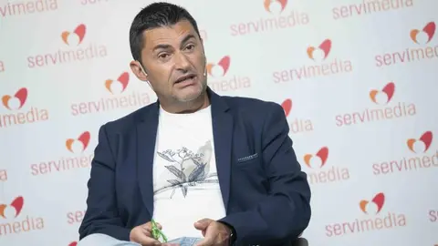 Eduardo Abad en una entrevista concedida a Servimedia en 2021 - Foto de Jorge Villa