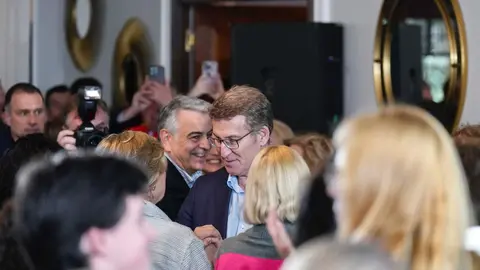 Feijóo participa en un mitin en Getxo - Foto de Tarek/PP