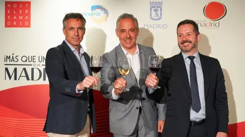 Novillo y De Paco Serrano en el  lanzamiento de esta campaña conjunta con Hostelería Madrid