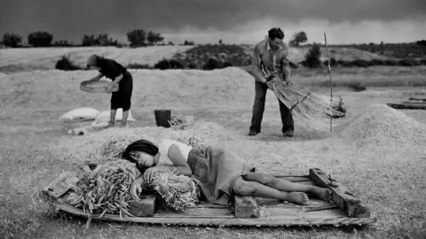 Exposición Cristina García Rodero en el Círculo de Bellas Artes - José Belló