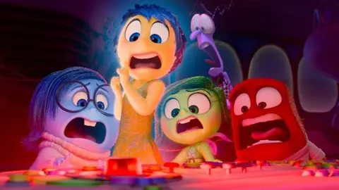 DEL REVÉS 2 (INSIDE OUT 2)