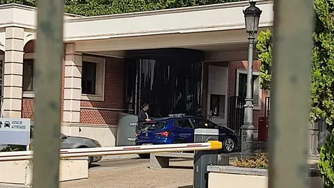 Peinado llegando a Moncloa - Foto de Servimedia