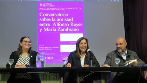 Conversatorio sobre la amistad entre Alfonso Reyes y María Zambrano - Foto José Belló
