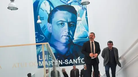 El consejero De Paco Serrano ha participado en el acto conmemorativo, al cumplirse 100 años del nacimiento del autor - Foto Comunidad de Madrid