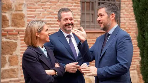Los consejeros García Martín y De Paco Serrano han visitado las obras de la histórica sede judicial de Alcalá de Henares - Foto Comunidad de Madrid