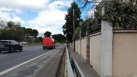 La M-30 pegada a las casas | Foto de Asociación Vecinal Manzanares-Casa de Campo