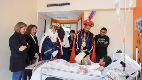 La Comunidad celebra la visita de los Reyes Magos al Hospital Universitario Príncipe de Asturias de Alcalá de Henares