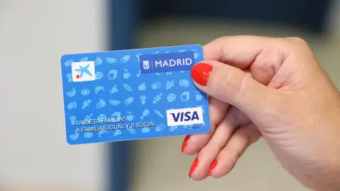 Más Madrid denuncia la exclusión de familias unipersonales de la Tarjeta Familia