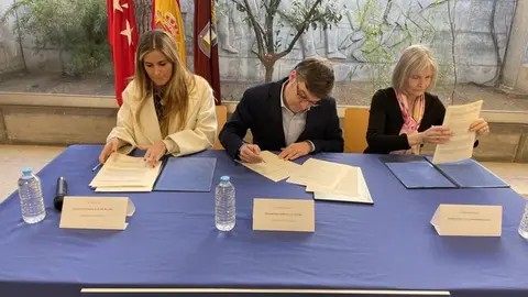 Firma del convenio | Foto de Ayuntamiento de Madrid