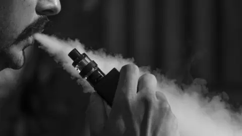 Cigarrillo electrónico - sarahjohnson1/Pixabay