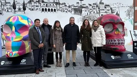Inauguración de la exposición Mexicráneos en Parla