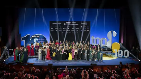 foto de familia de la última gala de las top 100 mujeres lideres de España
