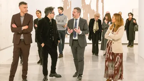 Mariano de Paco Serrano durante la inauguración de la Exposición Secundino Hernández - Comunidad de Madrid