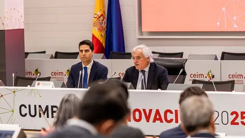 Emilio Viciana, consejero de Educación, Ciencia y Universidades de la Comunidad de Madrid y Miguel Garrido, presidente de CEIM - CEIM