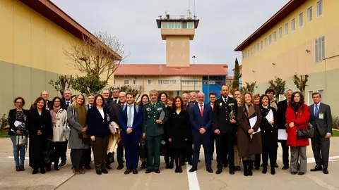 Foto Comision asistencia Centro Penitenciario Madrid VI - Delegación del Gobierno