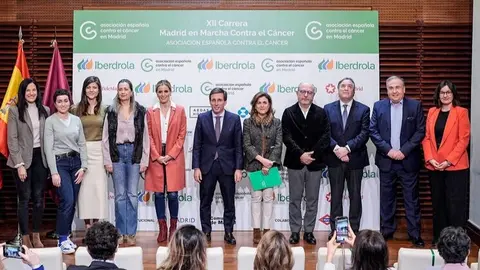 Almeida anima a los madrileños a involucrarse en la investigación y prevención del cáncer