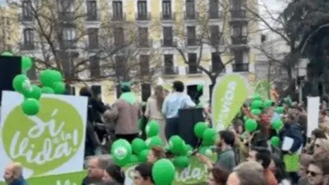 La marcha ‘Sí a la Vida’ recorre Madrid para defender "el derecho a nacer" y reclamar apoyo a la maternidad