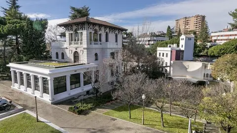 Polémica en el Pleno de Hortaleza por la exclusión de una asociación vecinal: versiones enfrentadas entre la Junta Municipal y los vecinos