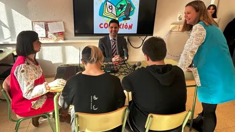 Emilio Viciana, en el Colegio público de Educación Especial Príncipe de Asturias de Aranjuez - Foto Comunidad de Madrid