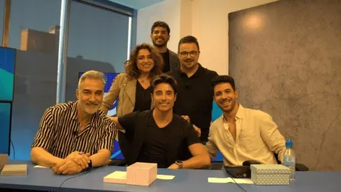 El Ático de David Enguita: Una Noche de Talento, Belleza y Creación en Madrid