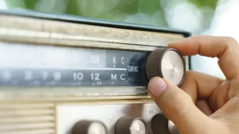 Una radio | Foto de 123RF/bonnontawat