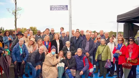 Inauguración de la calle "Hermanos Puértolas" - Foto Ayuntamiento Las Rozas