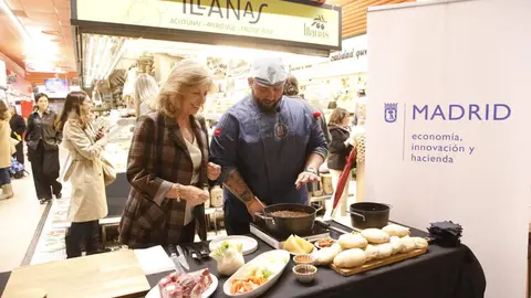 Hidalgo en el acto de presentación de los platos típicos y la rutas gastronómicas de San Isidro