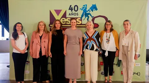 La consejera Dávila recoge un reconocimiento a la Administración  regional por 30 años de apoyo a esta iniciativa - Foto Comunidad de Madrid