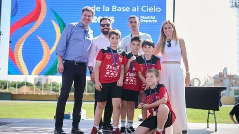 Cea ha participado en la entrega de premios celebrada esta mañana en el CDM Aluche