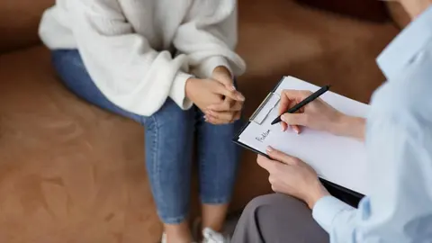 profesores para la prevención del suicidio y autolesiones de adolescentes