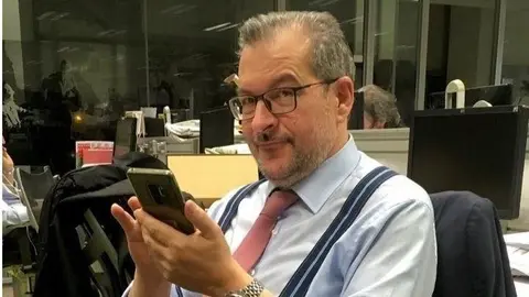 Fernando Lázaro - @lazaroelmundo