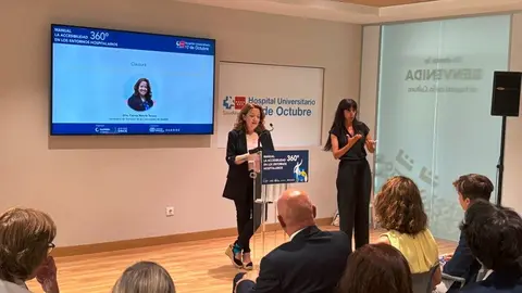 La consejera Matute, en el Hospital 12 de Octubre, en la presentación de un manual sobre accesibilidad en entornos hospitalarios - Foto Comunidad de Madrid