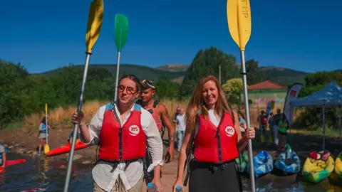 La consejera Dávila, en el campus Náutica III, en Rascafría - Foto Comunidad de Madrid